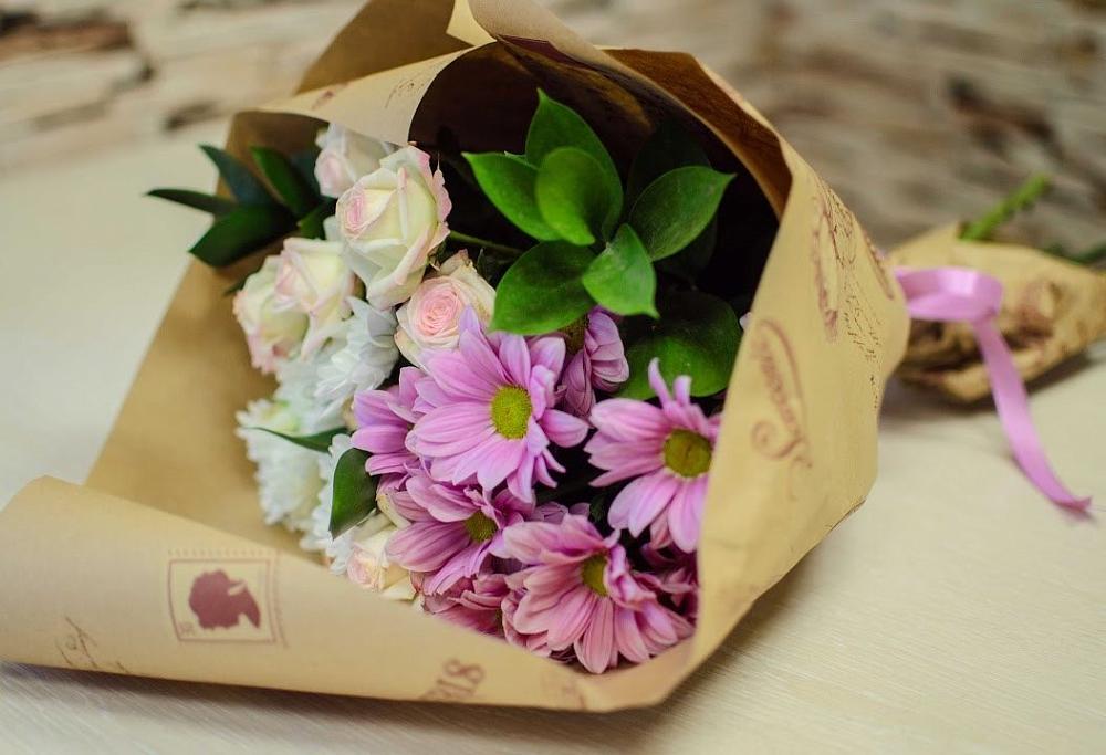 Букет цветов из: Розы и Хризантемы в Мулловке