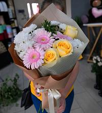 Букет цветов из:  Герберы, Розы и Хризантемы в Мулловке