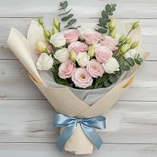 Букет цветов из:  Лизиантусы в Мулловке