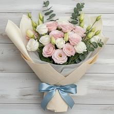 Букет цветов из:  Лизиантусы в Мулловке