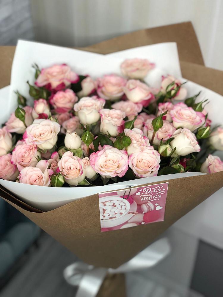 Букет цветов из: Розы в Мулловке