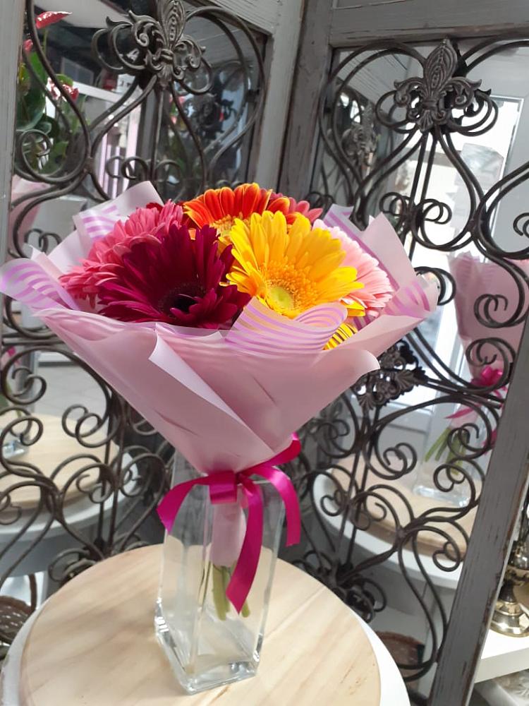 Букет цветов из: Герберы в Мулловке