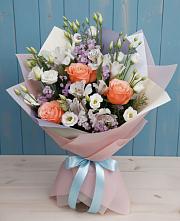 Букет цветов из:  Лизиантусы, Розы, Альстромерии и Гипсофила #REPLACE_PRED# Мулловке