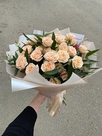 Букет Кремовые розы Латте в Мулловке