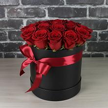 Цветочная композиция из Розы в шляпной коробке в Мулловке