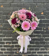 Букет цветов из:  Герберы и Хризантемы #REPLACE_PRED# Мулловке