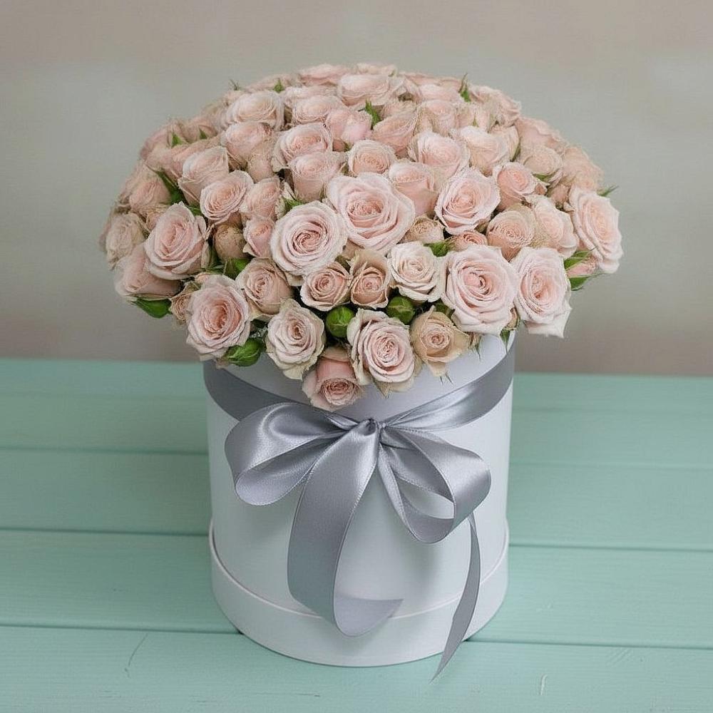 Цветочная композиция из Розы в шляпной коробке в Мулловке